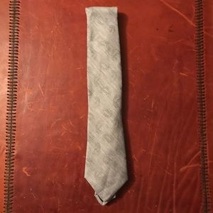 TOM JAMES Tie in Silver
